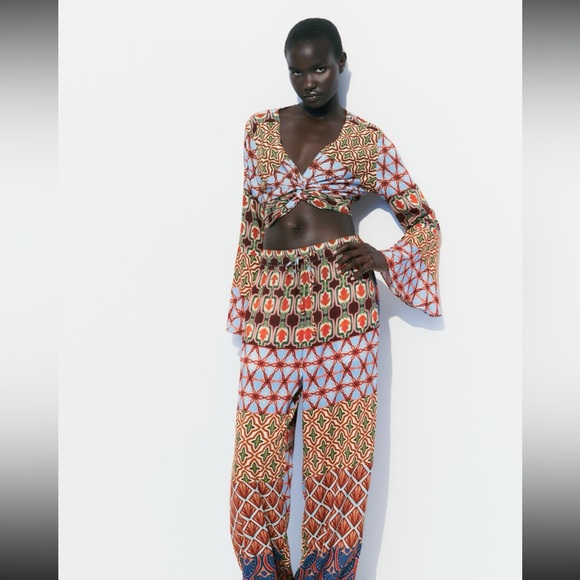 Zara two-piece patterned long sleeve top and pants set - Picture 3 of 4